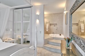 Sea View Honeymoon Suite, Jetted Tub