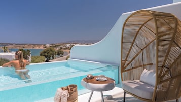 Ocean View Junior Suite Heated Private Infinity Pool with Glass Wall | Eigener Pool