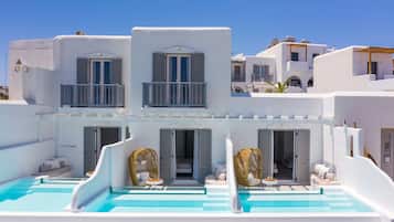 Sea View Junior Suite, Heated Private Infinity Pool with Glass Wall | Private pool