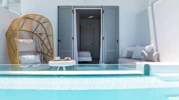 Sea View Junior Suite, Heated Private Infinity Pool with Glass Wall | Private pool