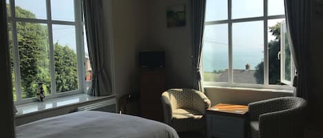 Chambre Double Supérieure, salle de bains attenante
