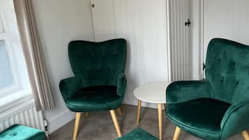 In-room safe, individually decorated, desk, iron/ironing board