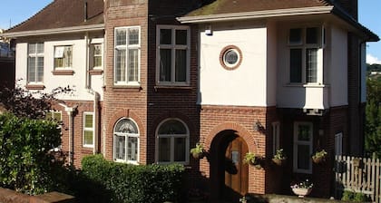 Crabble Hill House
