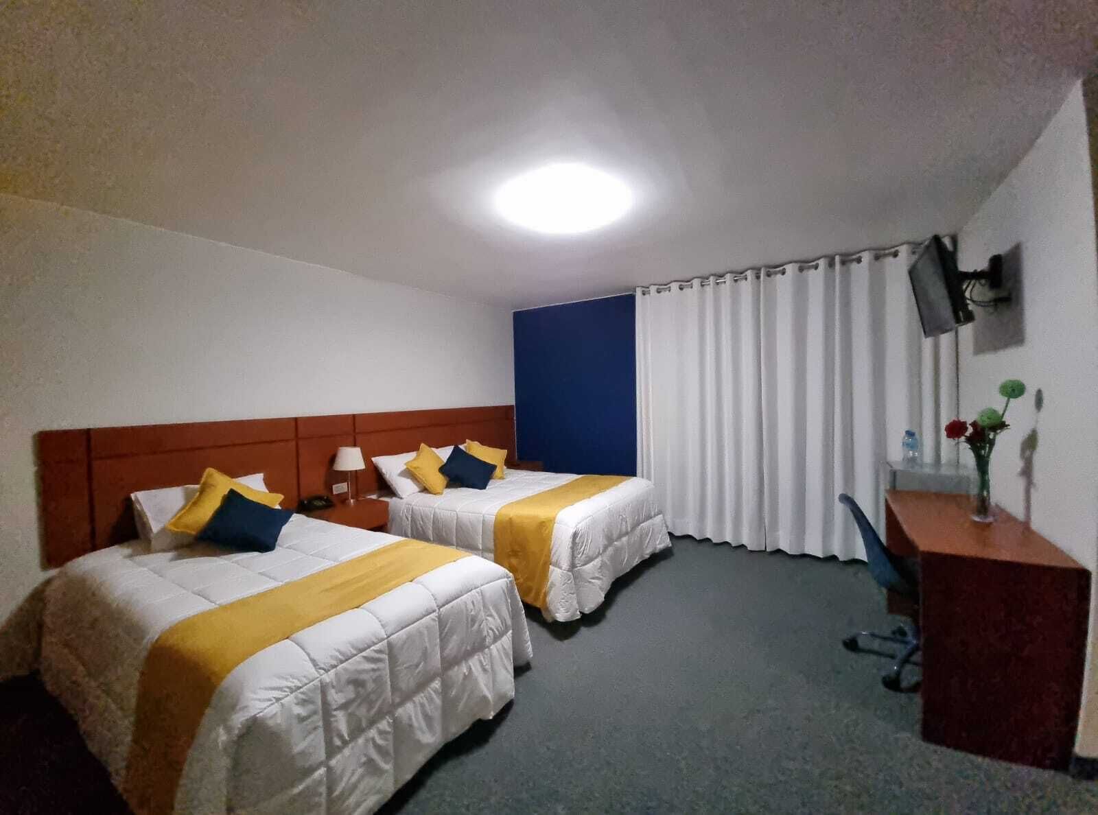 standard double room, 2 single beds | hypo-allergenic bedding, minibar, laptop workspace, iron/ironing board