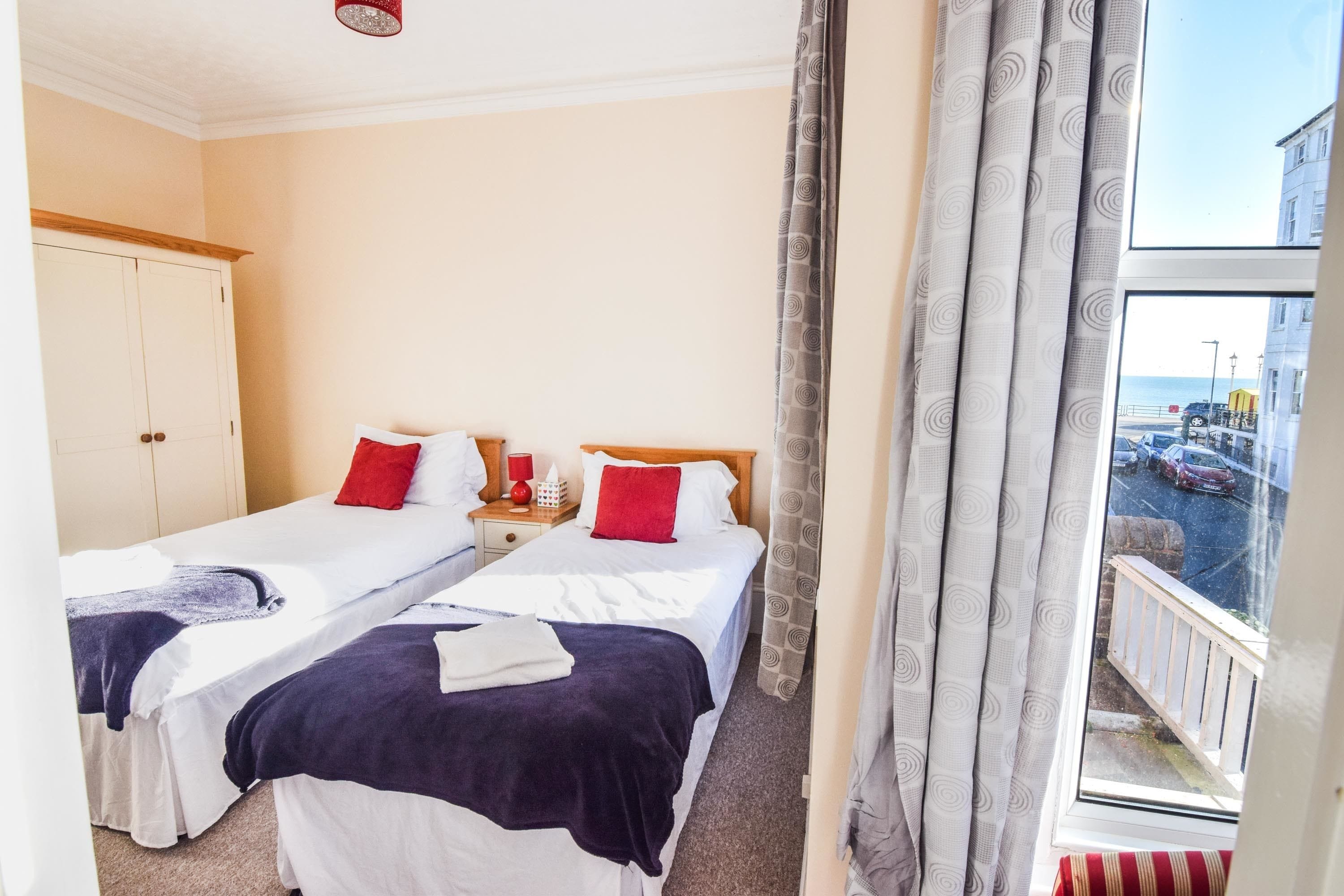 Photo - Eastbourne Reymar