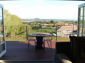 Duplex, 2 Queen Beds | Balcony