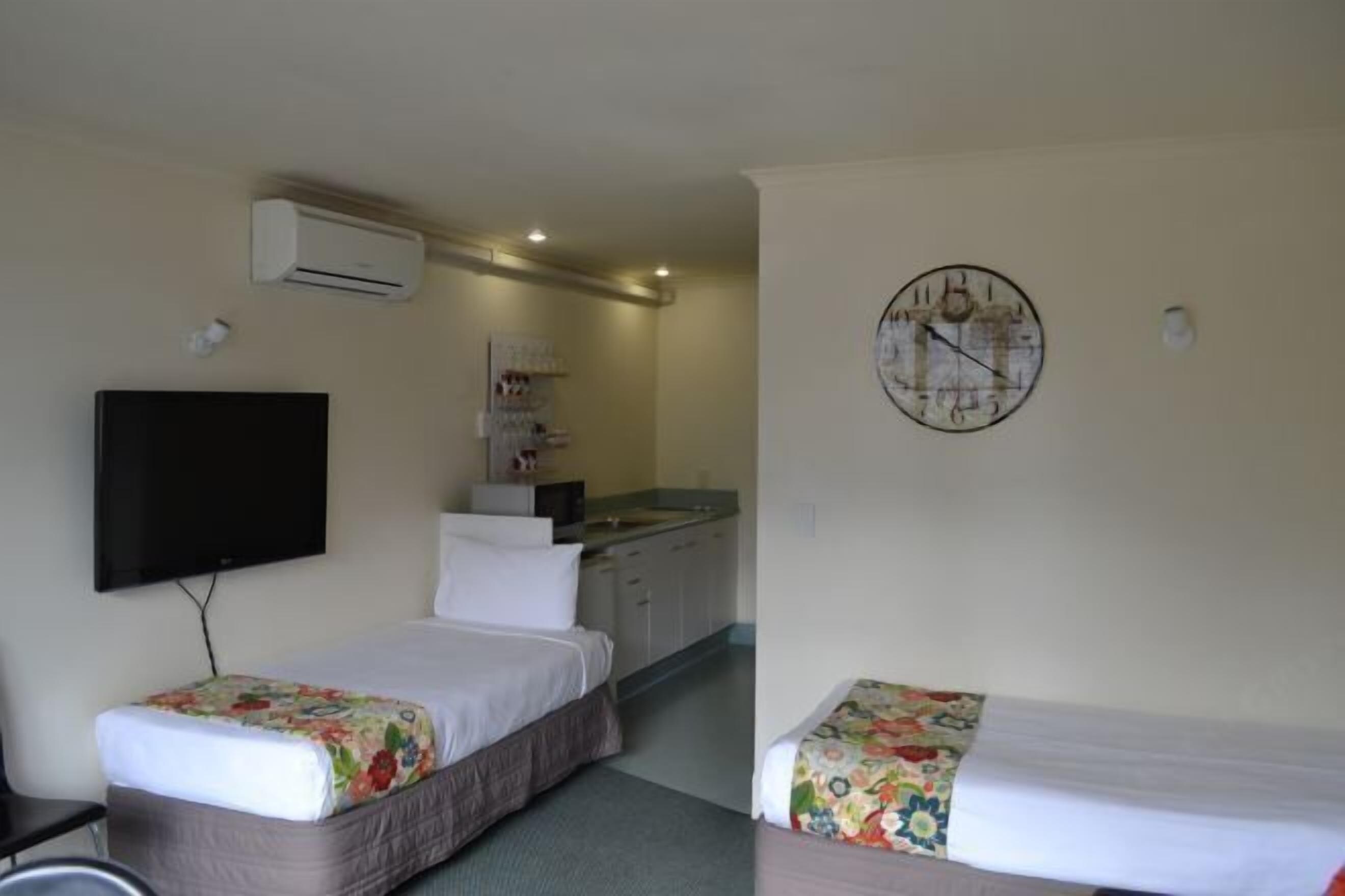 Blackout drapes, iron/ironing board, free WiFi, bed sheets