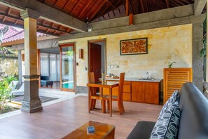 Refrigerador, microondas y lavavajillas 