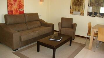 Penthouse - 1 sovrum | Vardagsrum | 20-tums platt-tv med digitalkanaler och tv