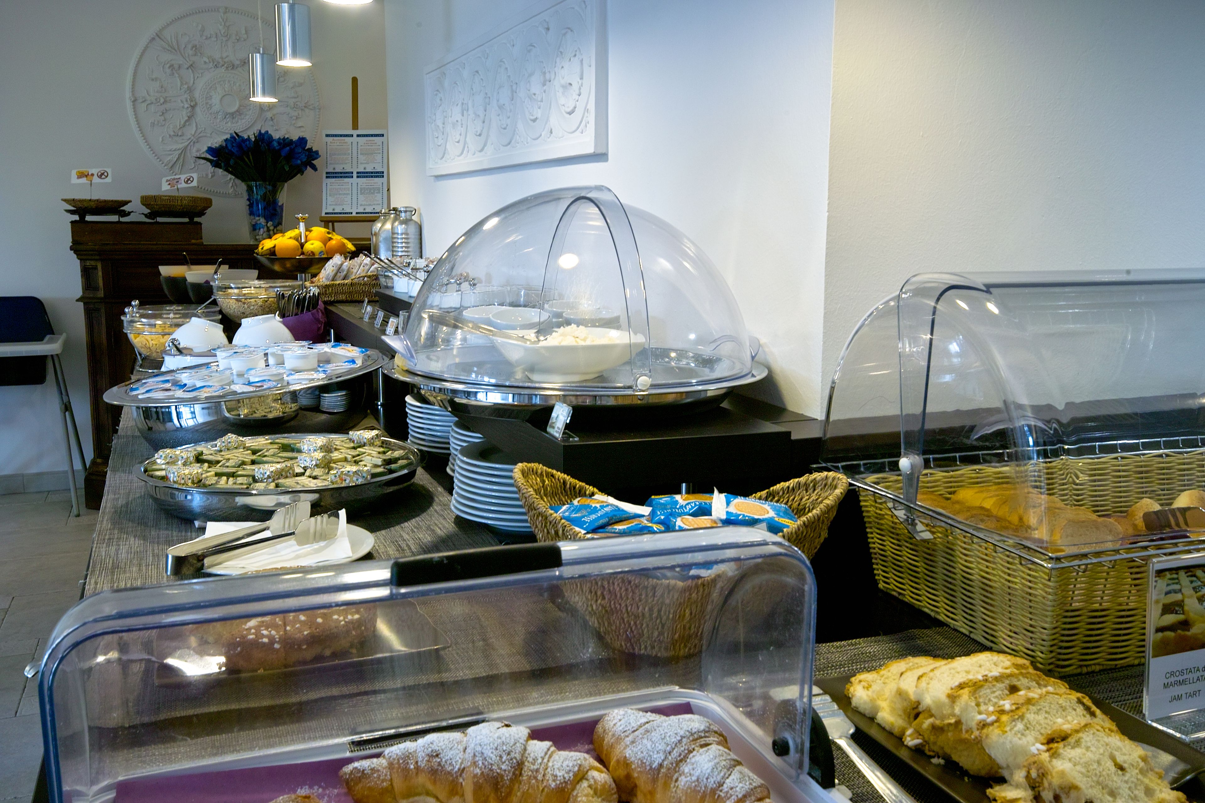 daily buffet breakfast (eur 15 per person)