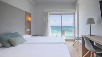 Double Room, Balcony, Sea View | Desk, blackout drapes, soundproofing, free WiFi