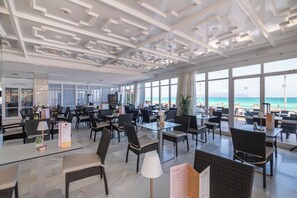 Lobby lounge - Hotel JS Can Picafort (Santa Margalida)