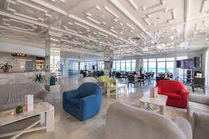 Lobby lounge - Hotel JS Can Picafort (Santa Margalida)