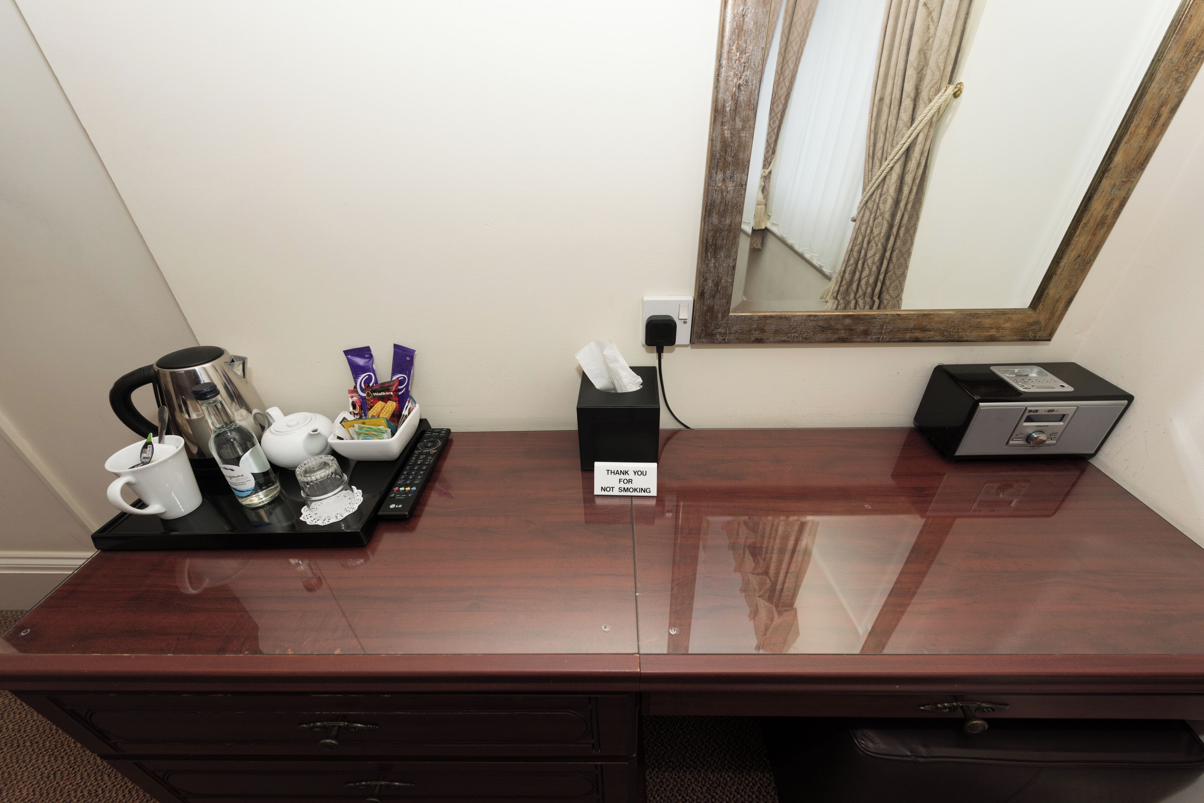 superior single room, 1 double bed | 1 bedroom, iron/ironing board, free wifi, bed sheets