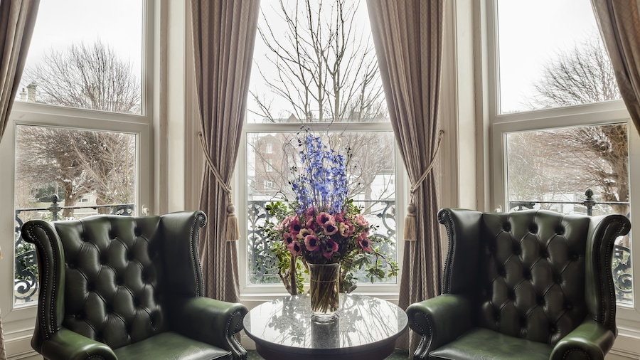 OYO Devonshire Park Hotel