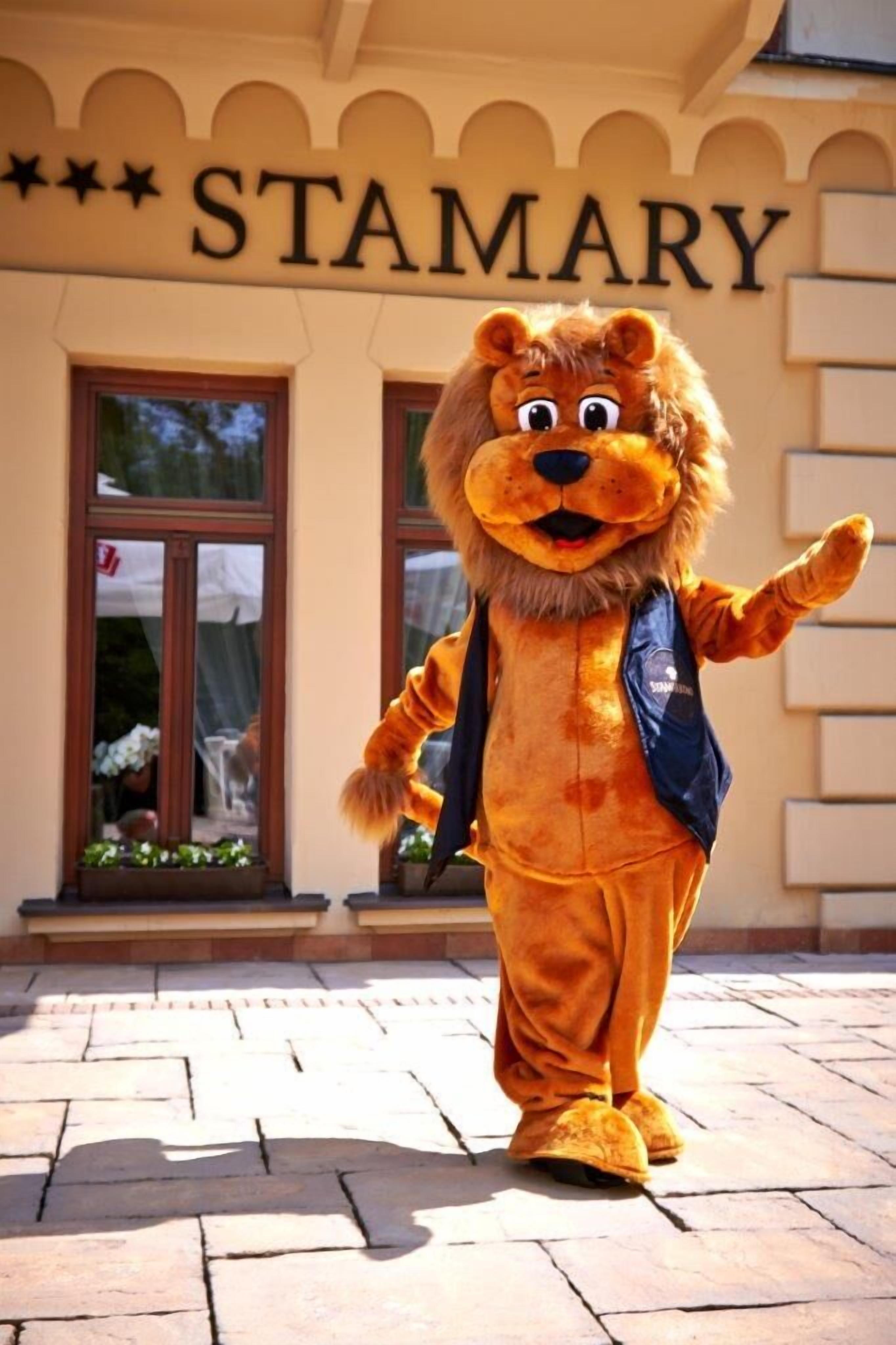 children’s play area – outdoor