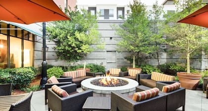 Hampton Inn & Suites Little Rock-Downtown