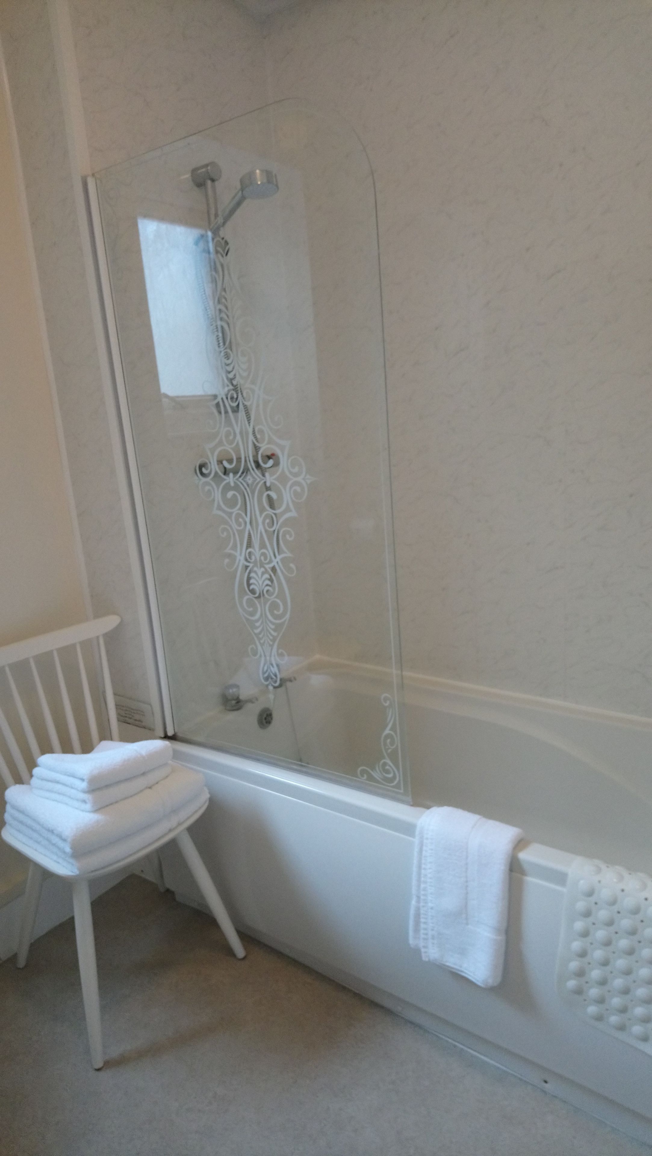 Chambre Double (No Parking) | Salle de bain