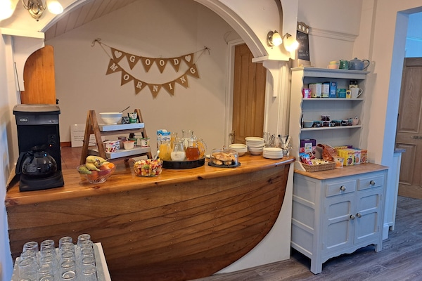 Café da manhã continental grátis todos os dias