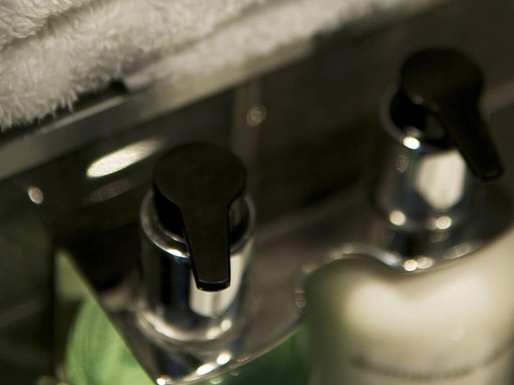 double room, ensuite (elderflower  ) | bathroom