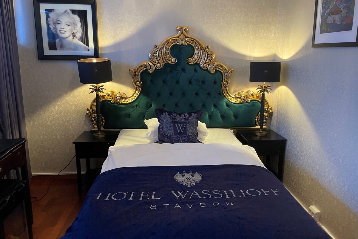 Classic Single Room | Egyptian cotton sheets, premium bedding, pillow-top beds, minibar