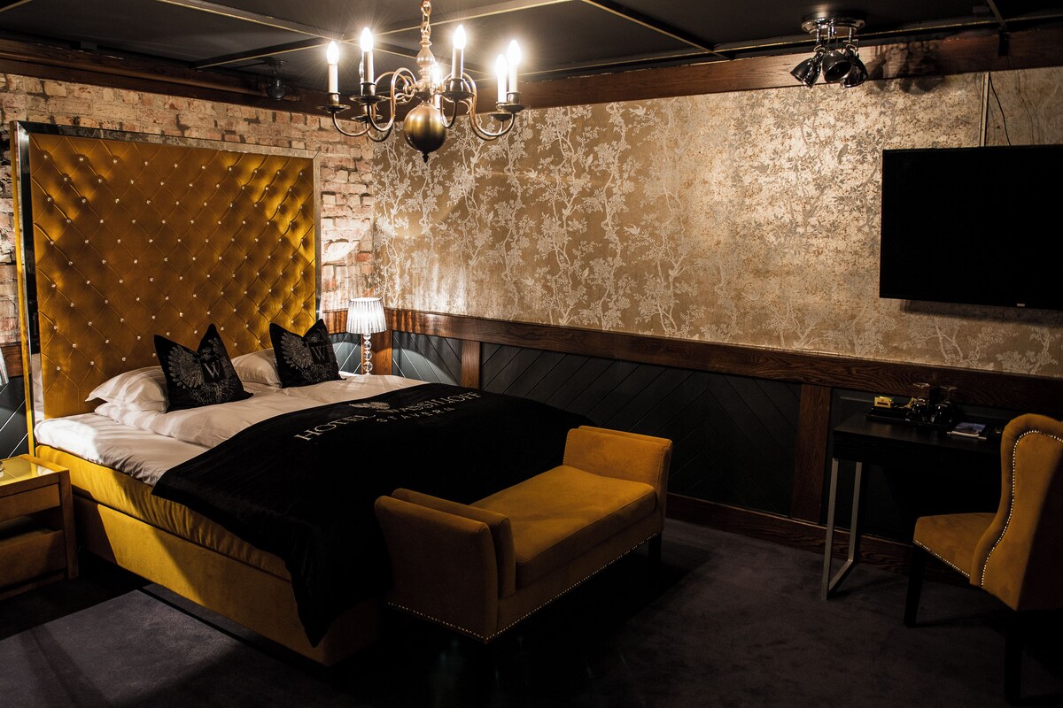 Family Double Room | Egyptian cotton sheets, premium bedding, pillow-top beds, minibar