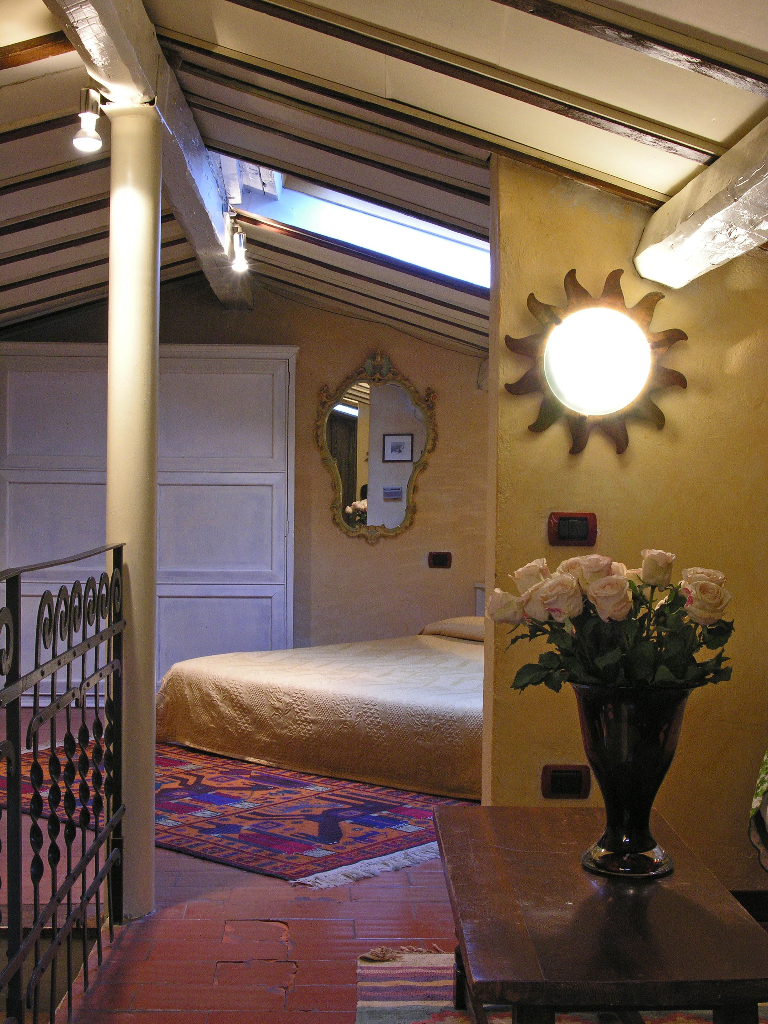 Minibar, in-room safe, desk