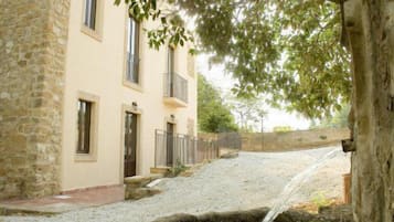 ์๋ฐ ์์ค ๊ตฌ๋ด