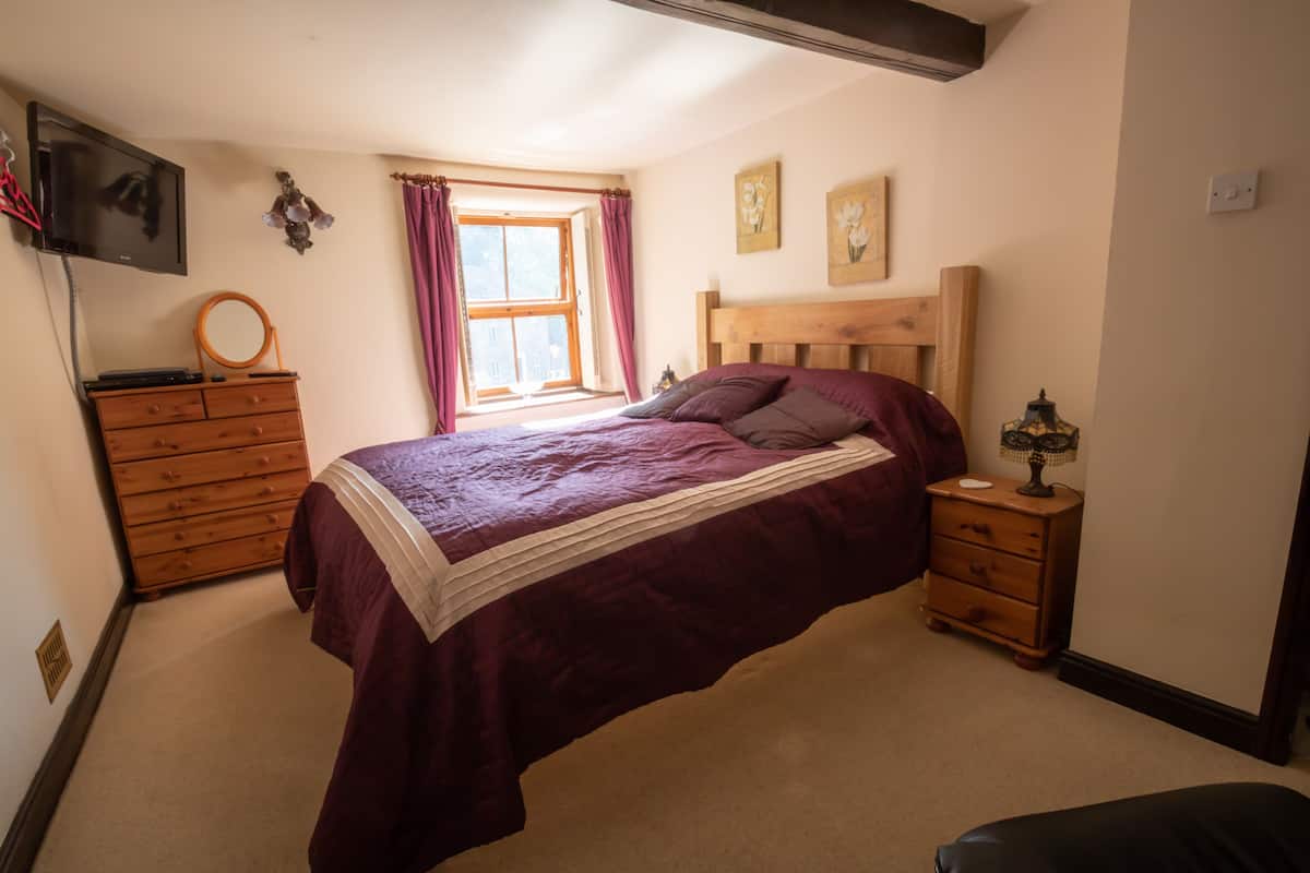 Standard Double Room, Ensuite (Room 1)