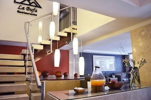 Reception hall - Hotel Marlowe Centro Histórico (Mexico City)