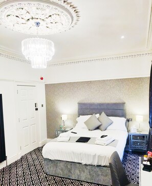Deluxe Triple Room, Ensuite