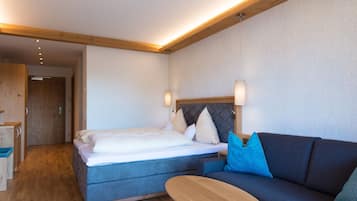 Hochwertige Bettwaren, Daunenbettdecken, Zimmersafe