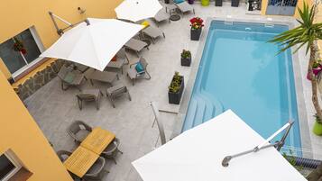 AuĂenpool (je nach Saison geöffnet)