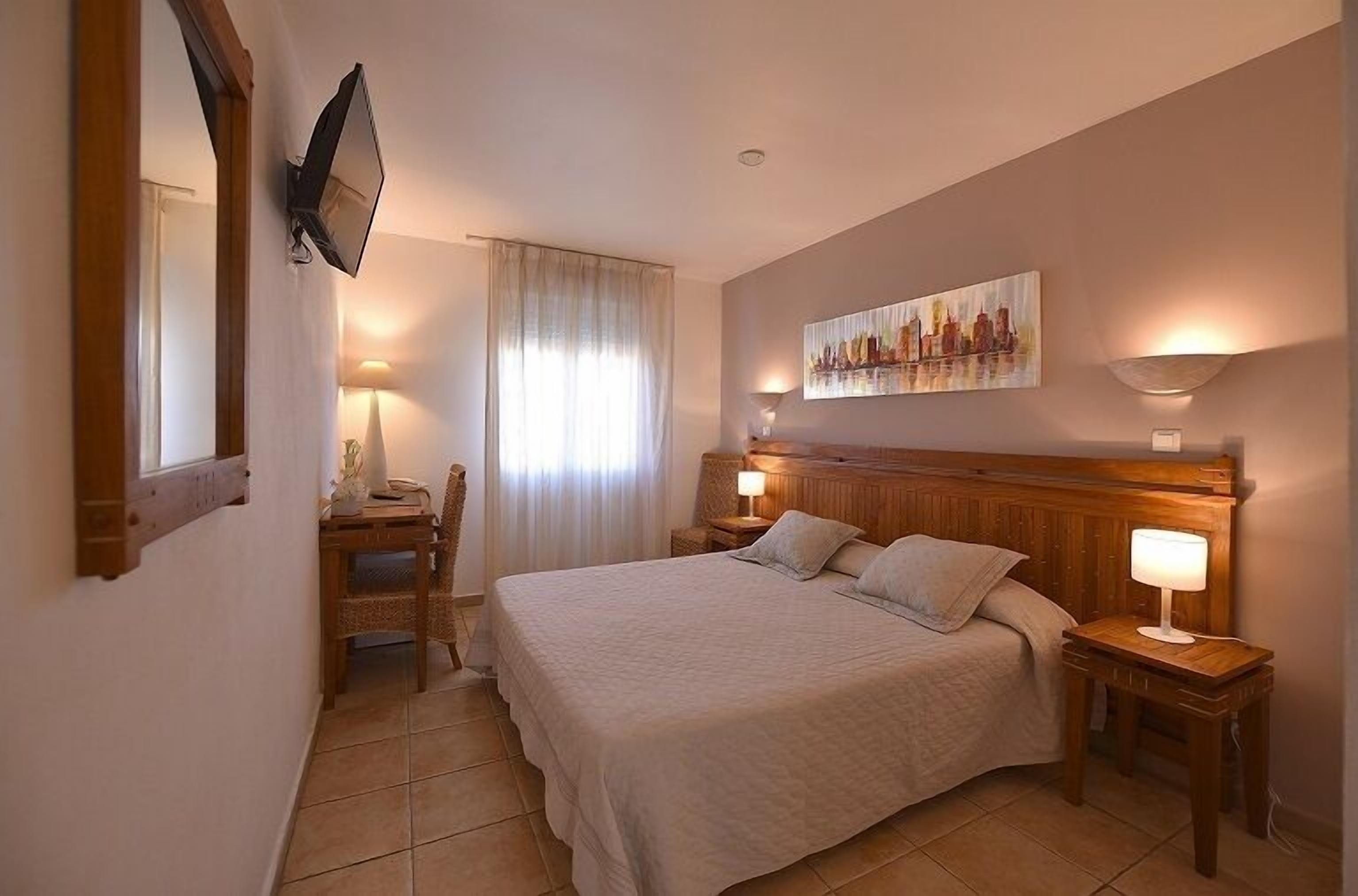 premium bedding, select comfort beds, minibar, in-room safe