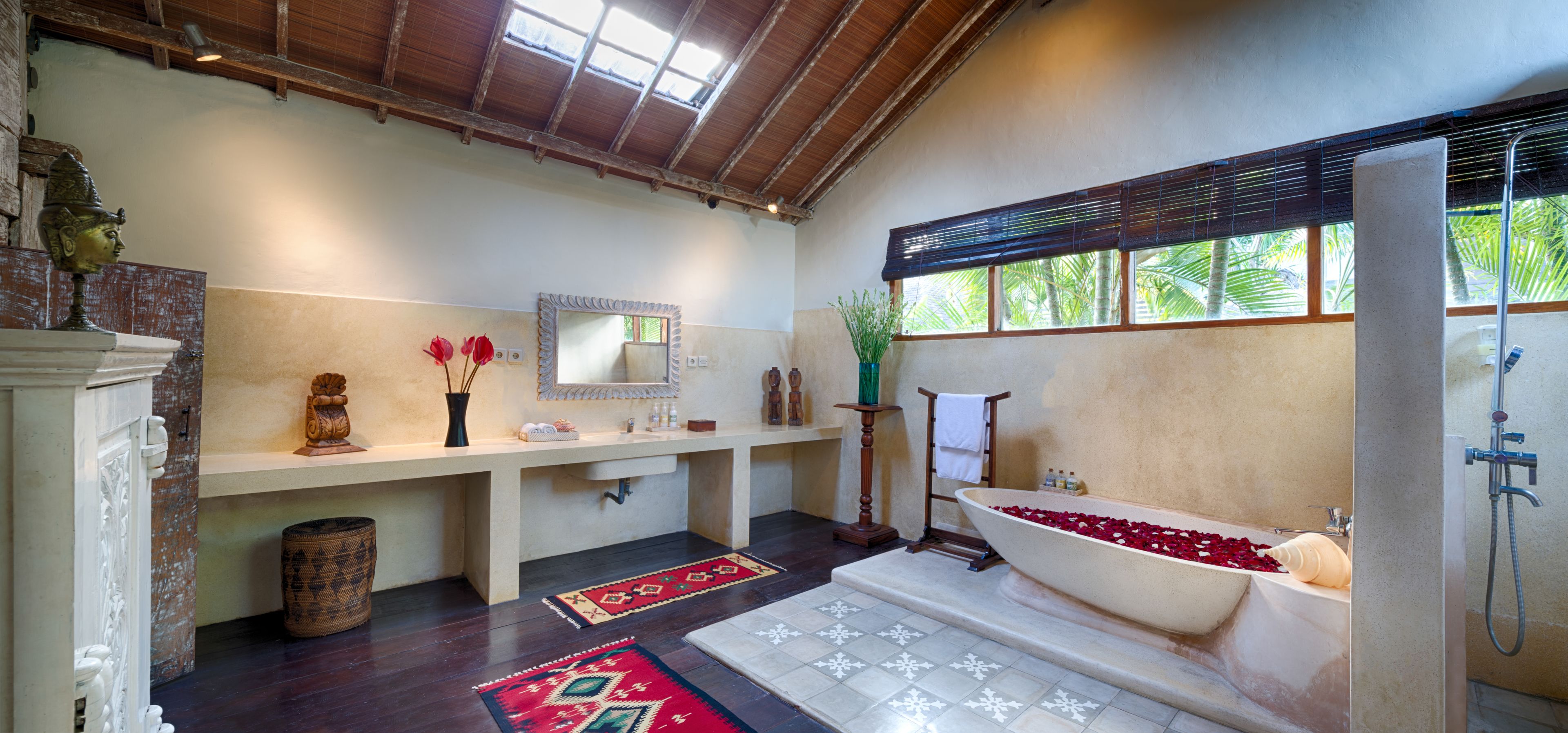 villa, 2 bedrooms (the joglo) | bathroom | shower, free toiletries, towels