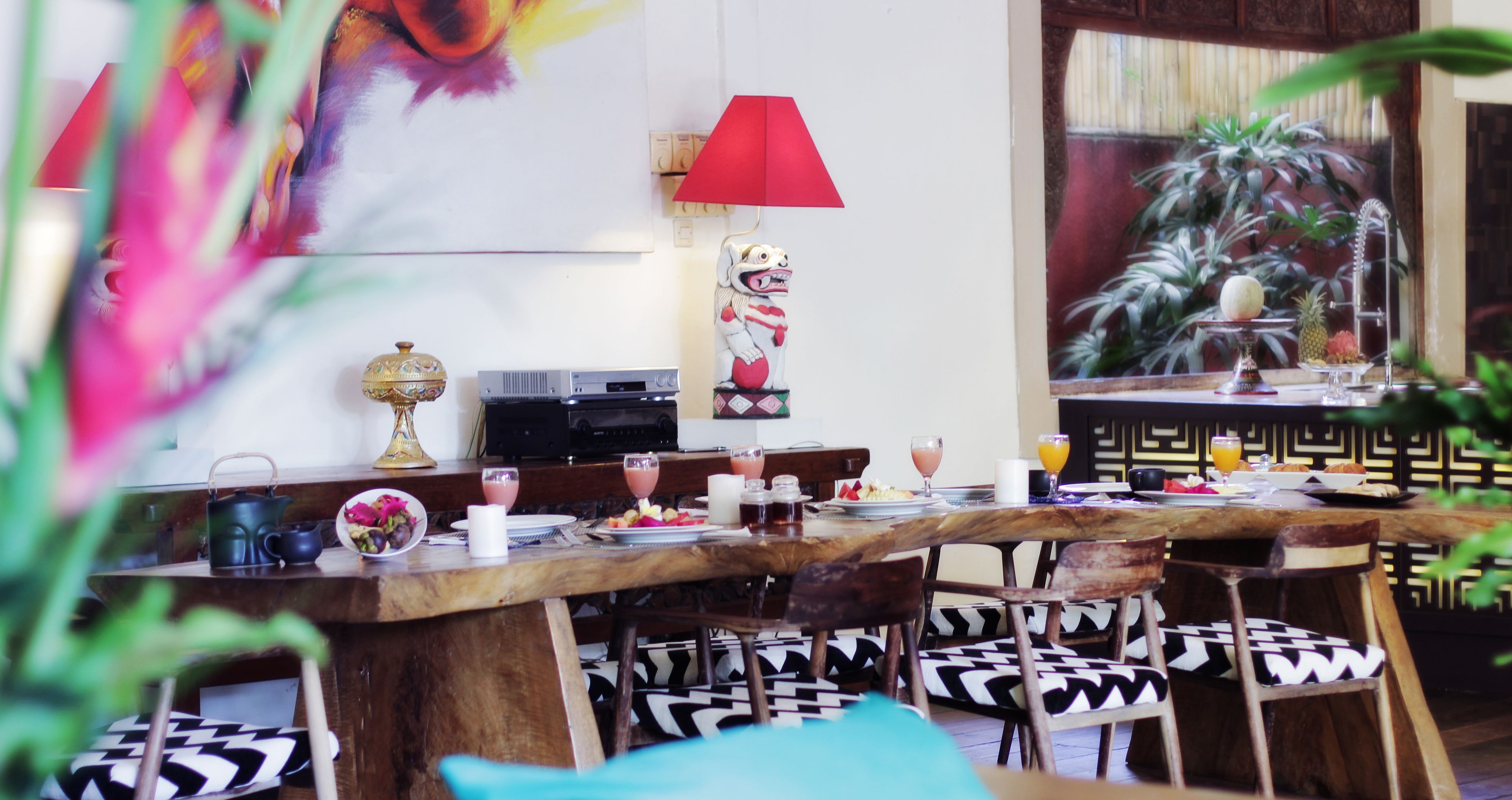 daily english breakfast for a fee