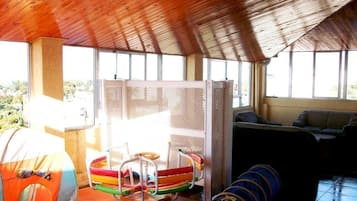 Children’s play area – indoor