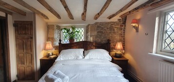 Double Room (Room 4, 1st Floor) | Egyptian cotton sheets, premium bedding, individually decorated