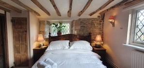 Double Room (Room 4, 1st Floor) | Egyptian cotton sheets, premium bedding, individually decorated