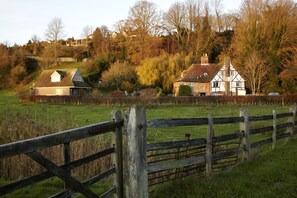 Front of property - Strand House (Winchelsea)