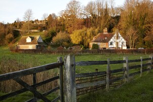 Fachada de la propiedad