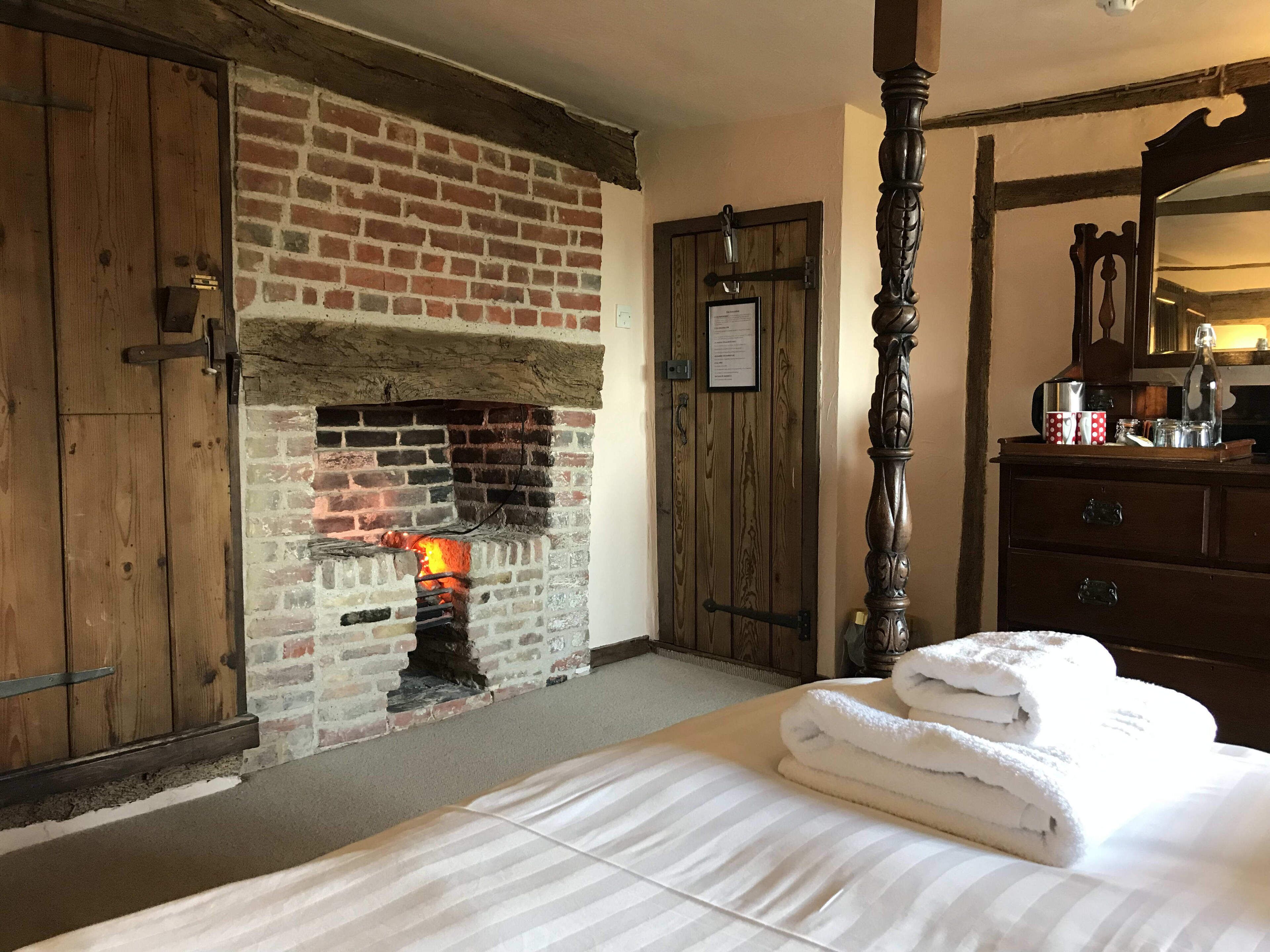 Egyptian cotton sheets, premium bedding, individually decorated