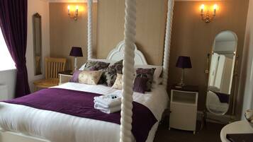 Double Room, Ground Floor (Four Poster Bed) | Hypo-allergenic bedding, iron/ironing board, WiFi