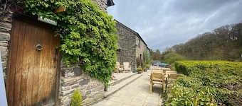 Tarr Farm Inn