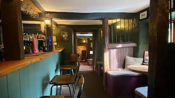 Bar (in der Unterkunft)