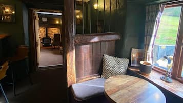 Bar (en la propiedad)