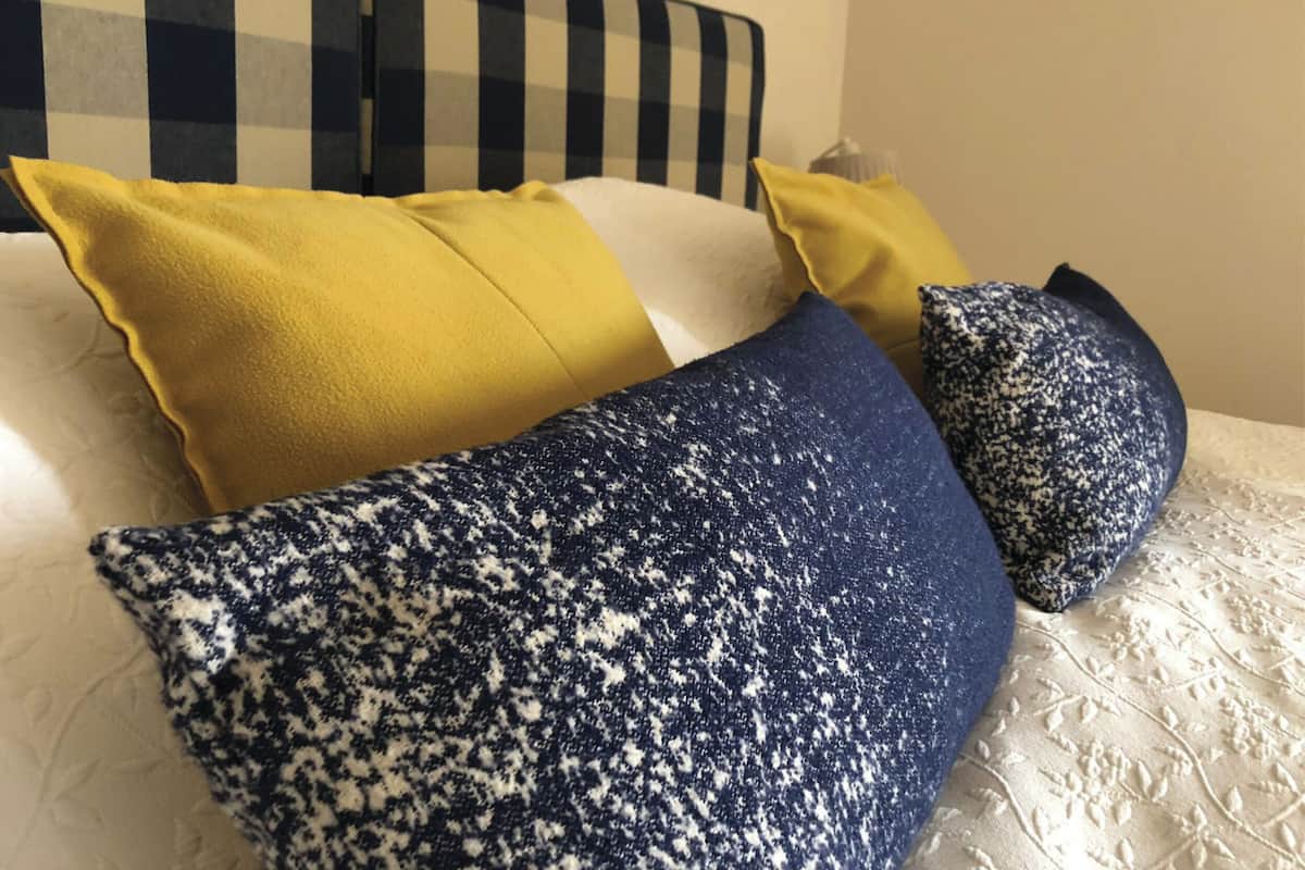 Kamer, 1 twee- of 2 eenpersoonsbedden, en-suite badkamer