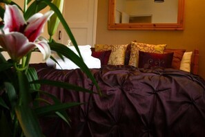 Individually decorated, individually furnished, iron/ironing board, WiFi