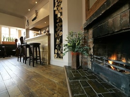 Double Room, Ensuite (room for drop down bed) | Bar (on property)