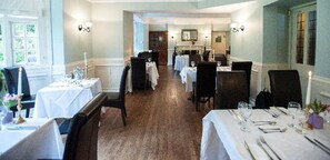 Free daily English breakfast - Findon Manor Hotel (Worthing)